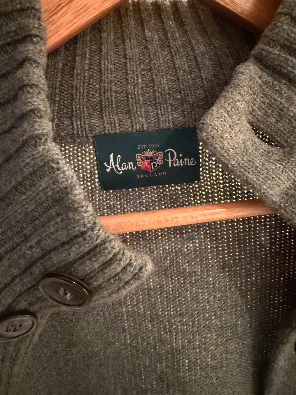 Alan pain cardigan - 2