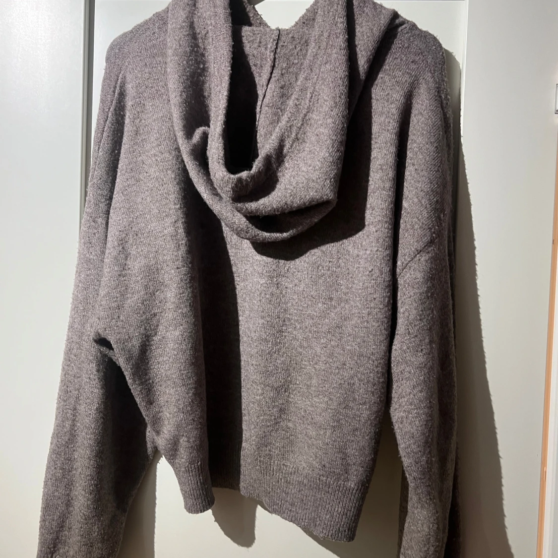 Stickad hoodie från Lindex - 1