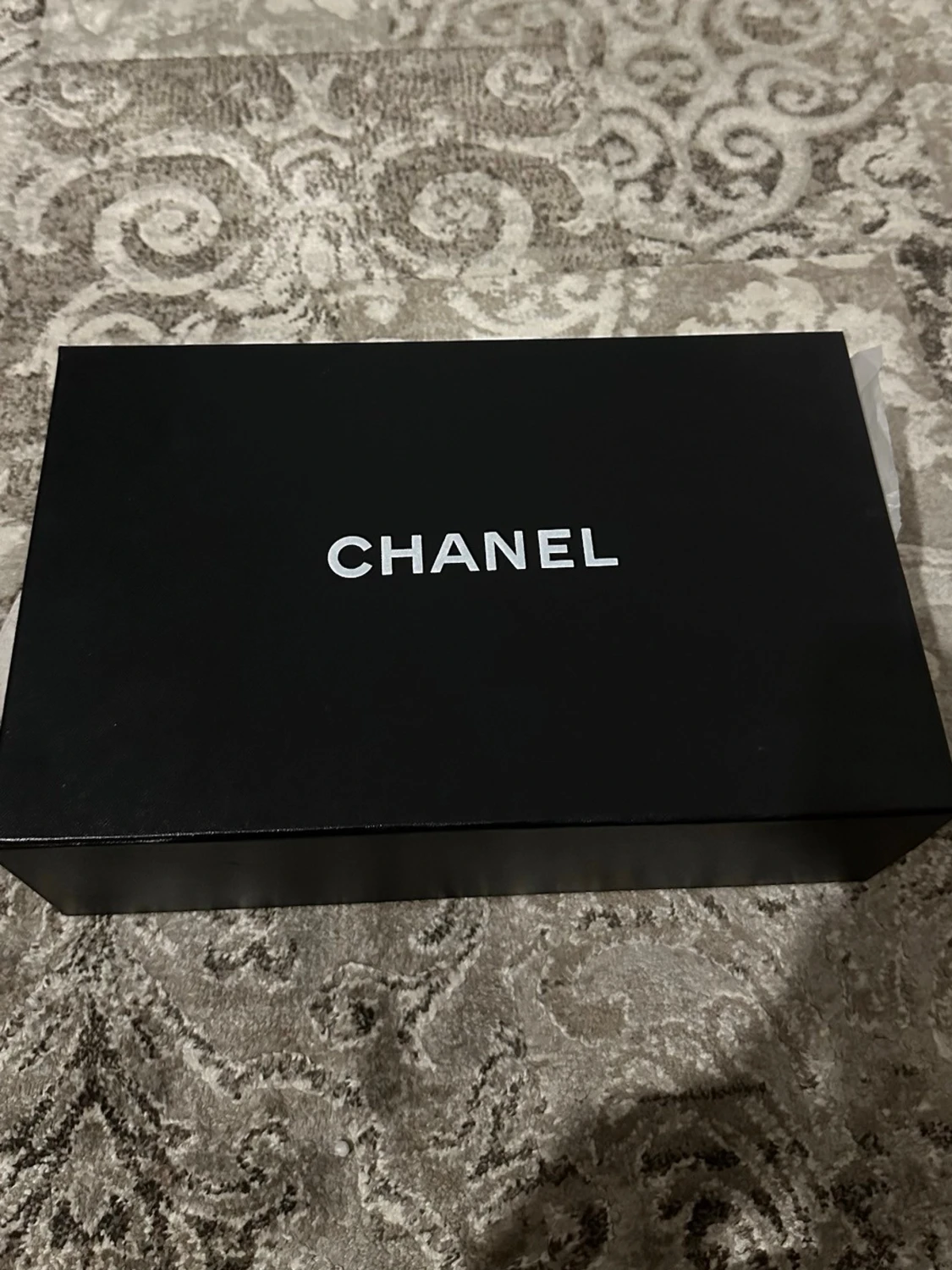 Beige och svarta ballerinaskor från Chanel - 4