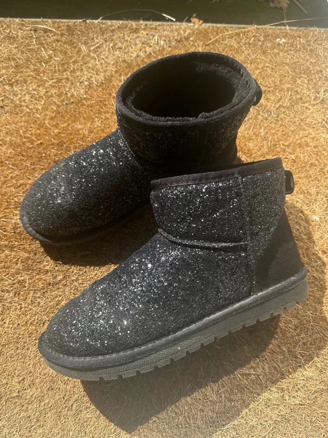 Glittriga uggs