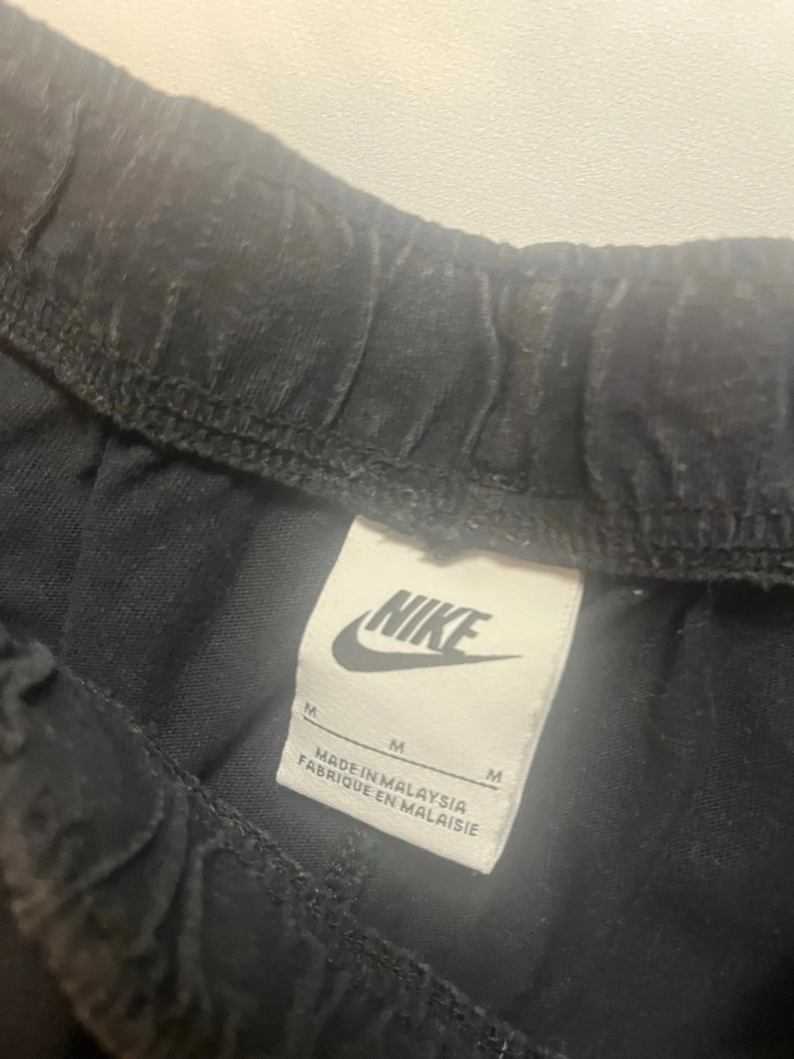 Svarta Nike shorts med storlek M - 2