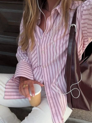 Slutsåld skjorta från Gina Tricot - Säljer den här superfina skjortan från Gina Tricot, slutsåld på hemsidan. Endast testad 🩷