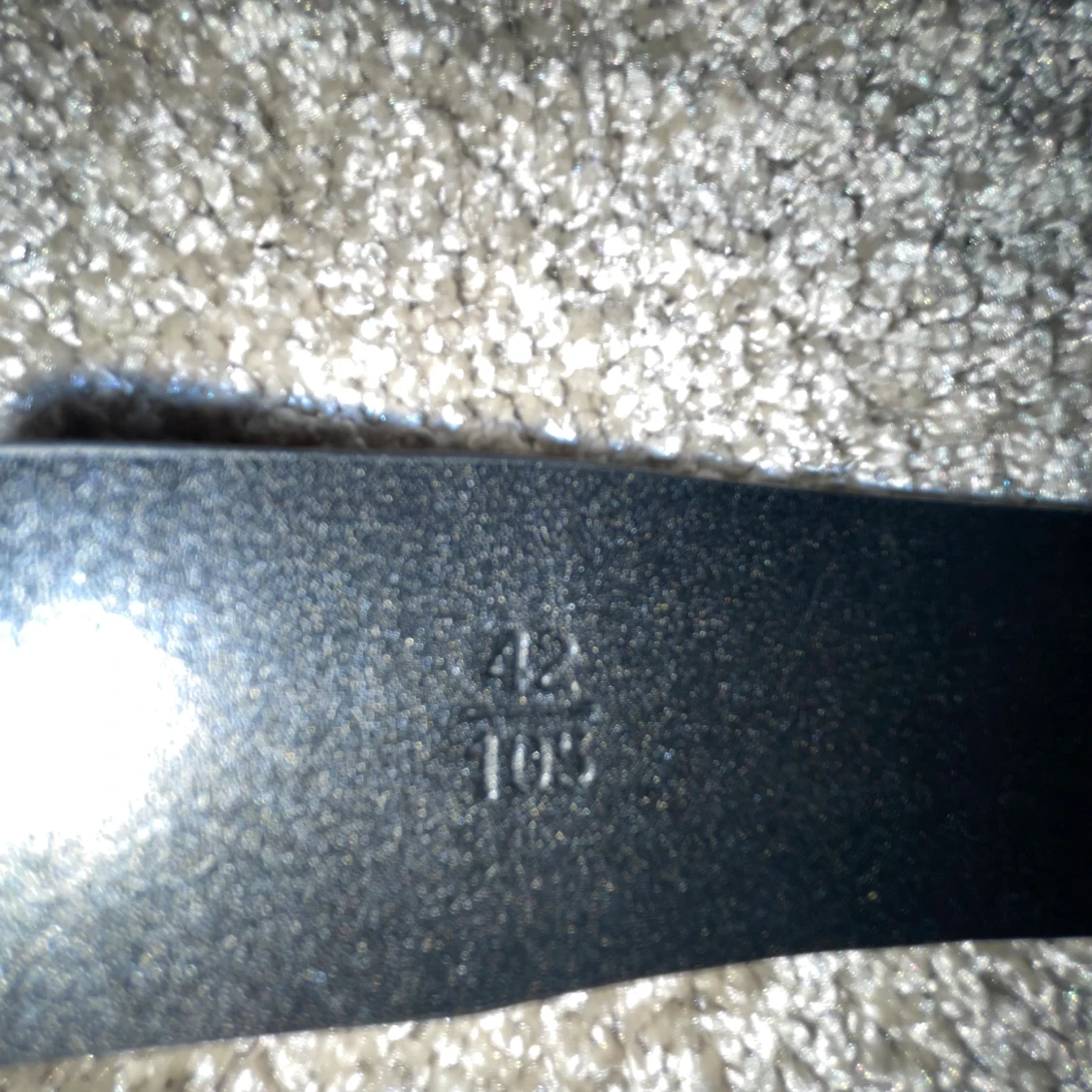 Rutig Burberry bälte med guldfärgat spänne - 4