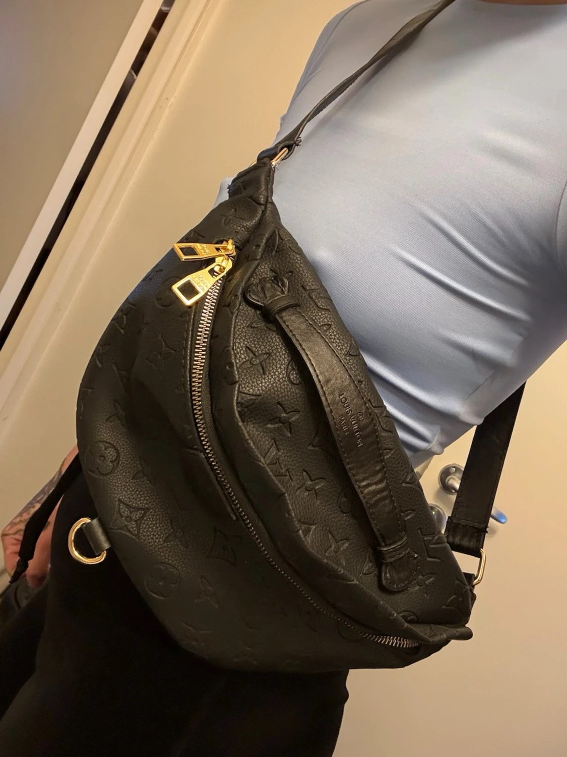 Svart supersnygg mönstrad axelväska  - 5