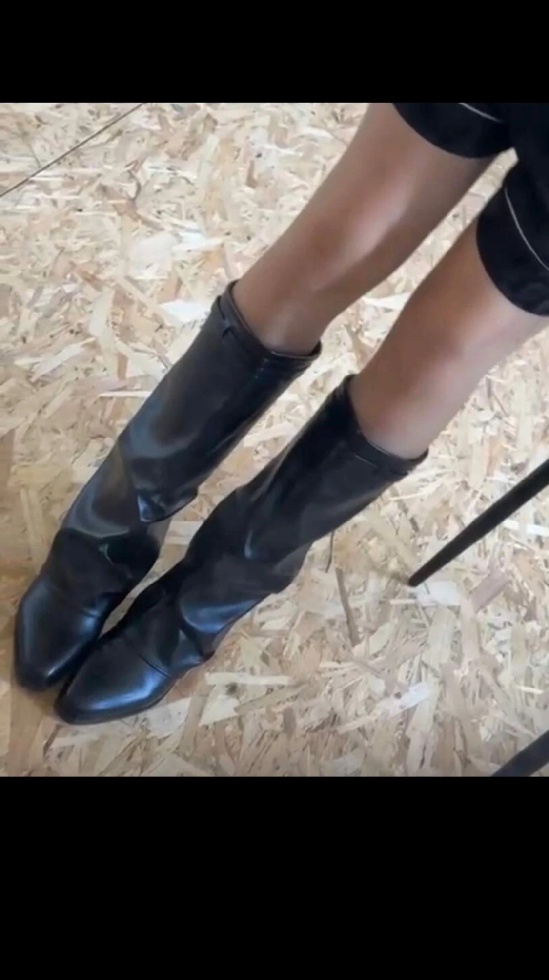 Svarta stövlar med spetsig tå - 1