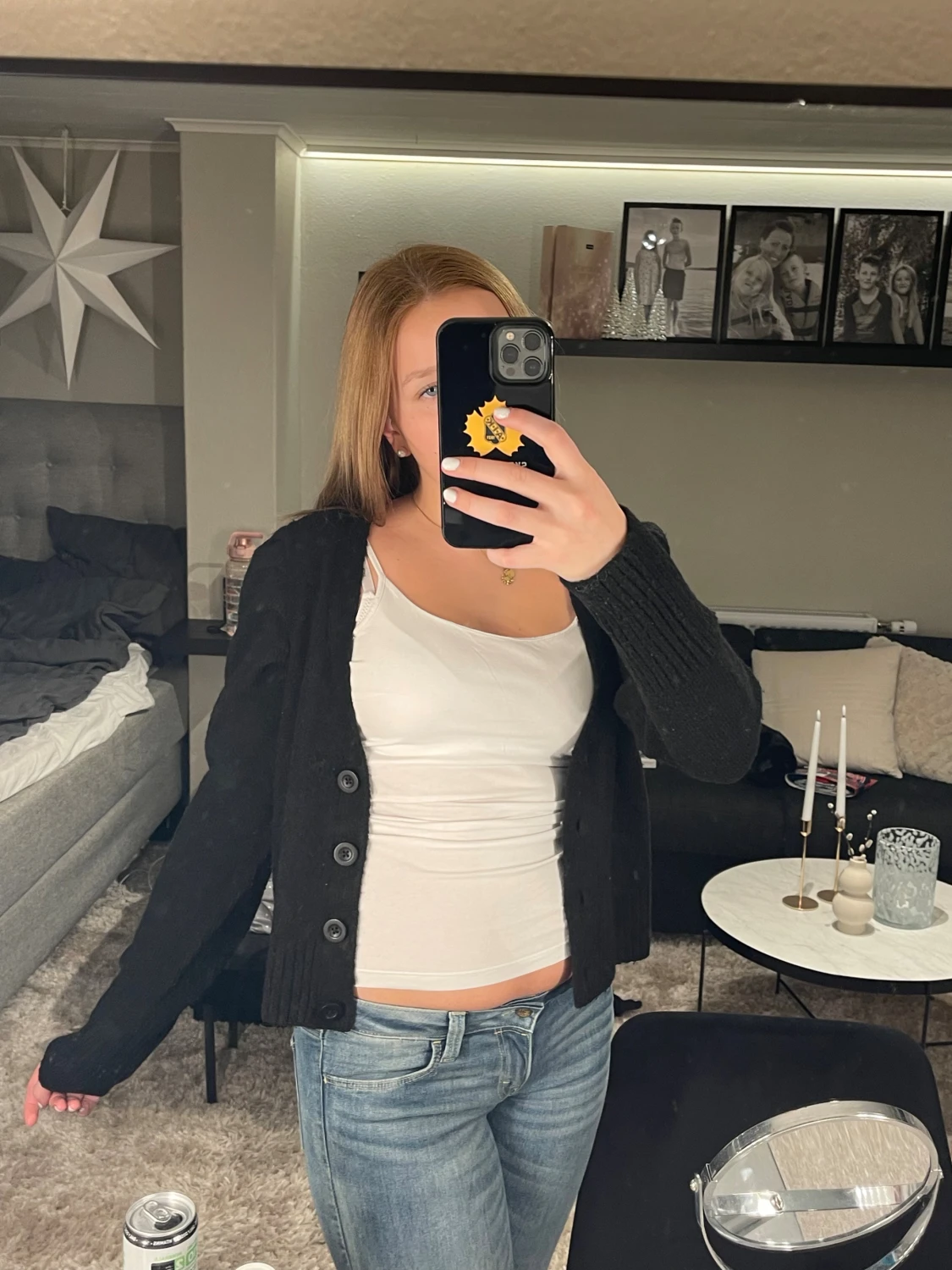 Svart kofta med puff axel