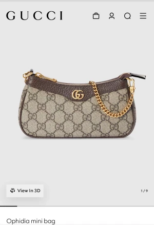 Ophidia mini bag - Säljer min näst intill oanvända Gucci väska då den tyvärr inte faller mig i smaken. Inga defekter överhuvudtaget och allt medföljer💞