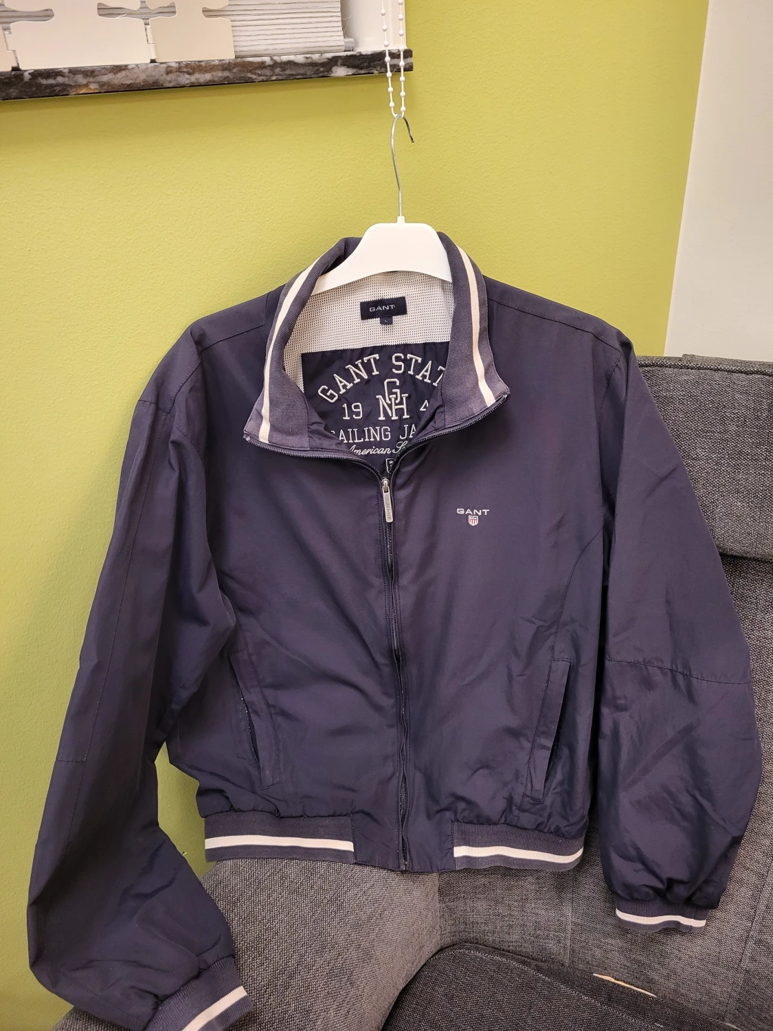 Marinblå vindjacka från Gant - 1