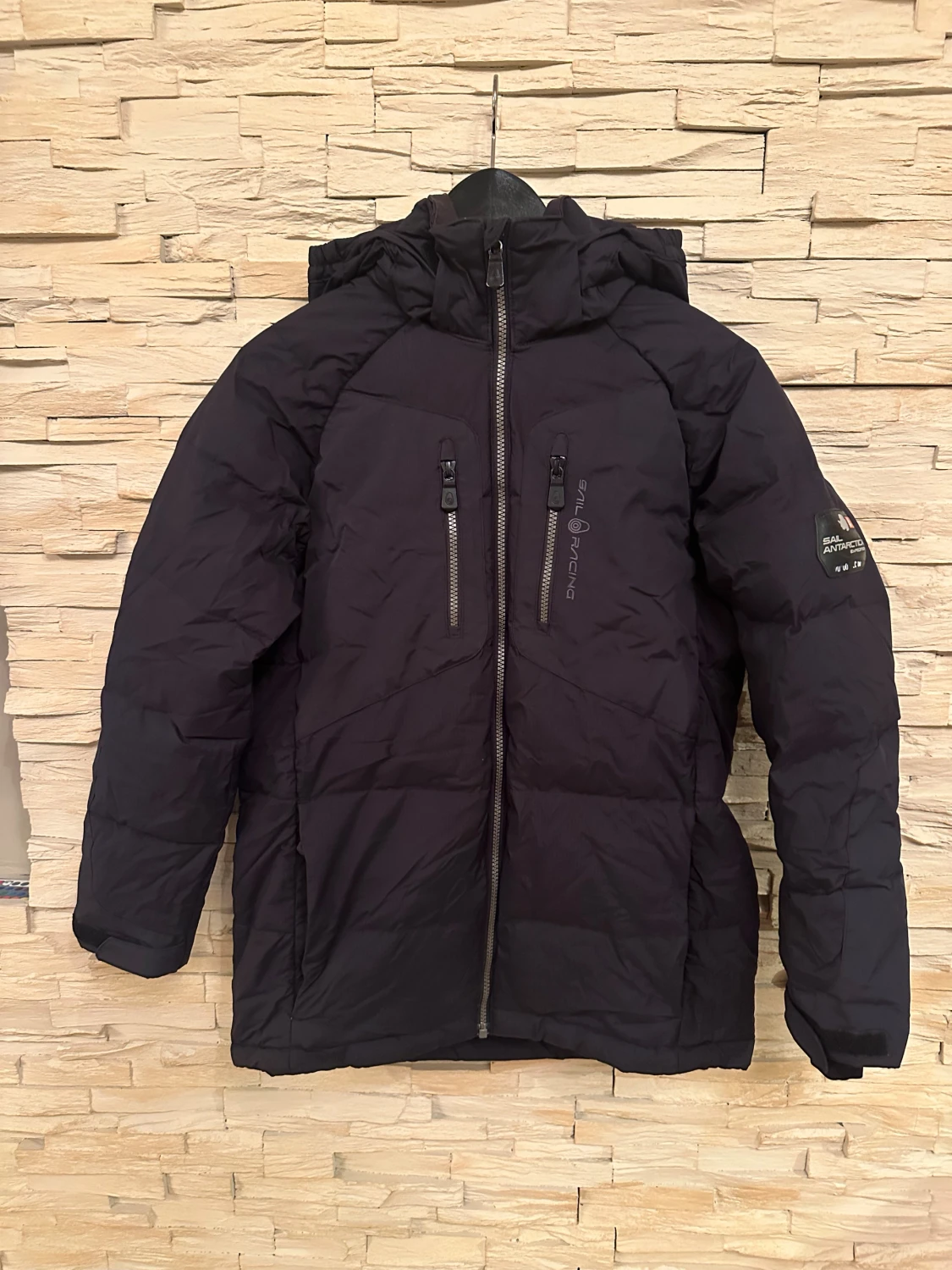 Svart dunjacka Sail Racing