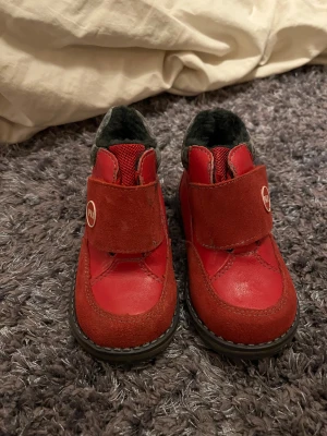 Pax vinterskor i stl 23  - Pax vinterskor i stl 23 nya barn skor