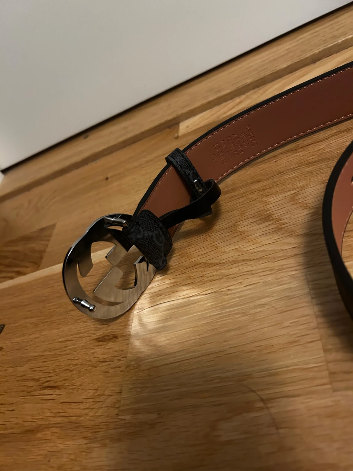 Svart bälte med silver spänne - 3