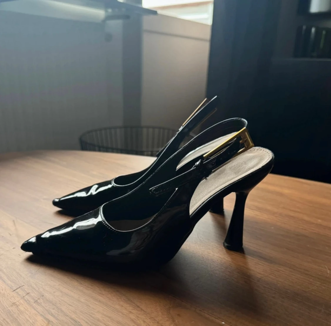Svarta snygga klackar  - 3