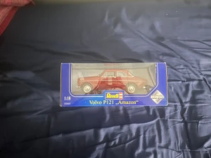 Volvo p121 ,,amazon  - En likadan sålt på Tradera för 1800 då jag vill ha en hyfsad snabb affär tar jag betydligt mindre 