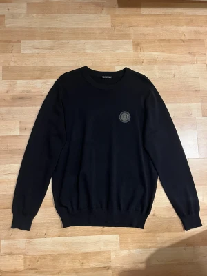 Balmain knitted sweater - In flawless condition. Size L, slim fit. Older model. Authentic