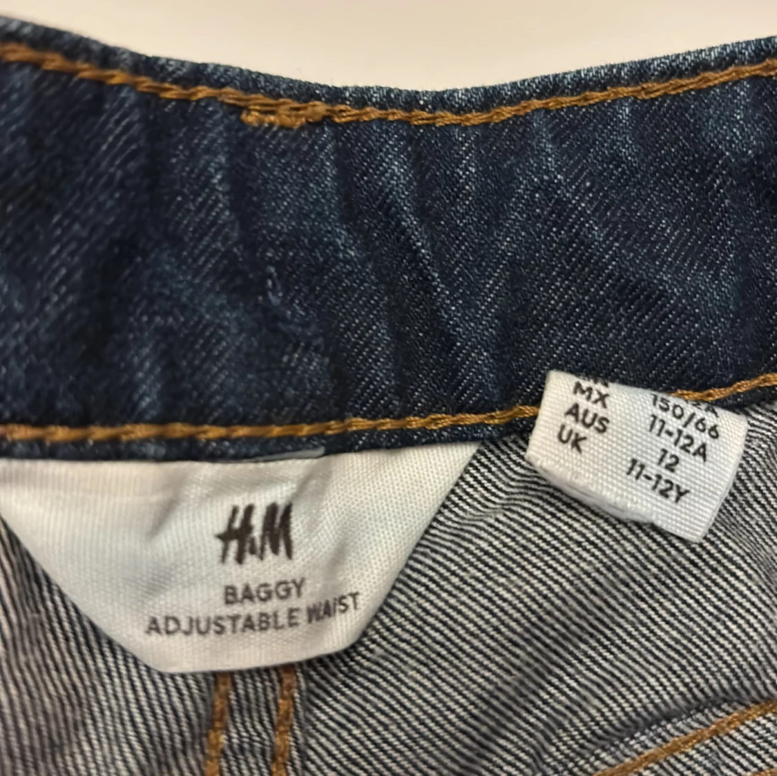 Blå baggy jeans från H&M - 1
