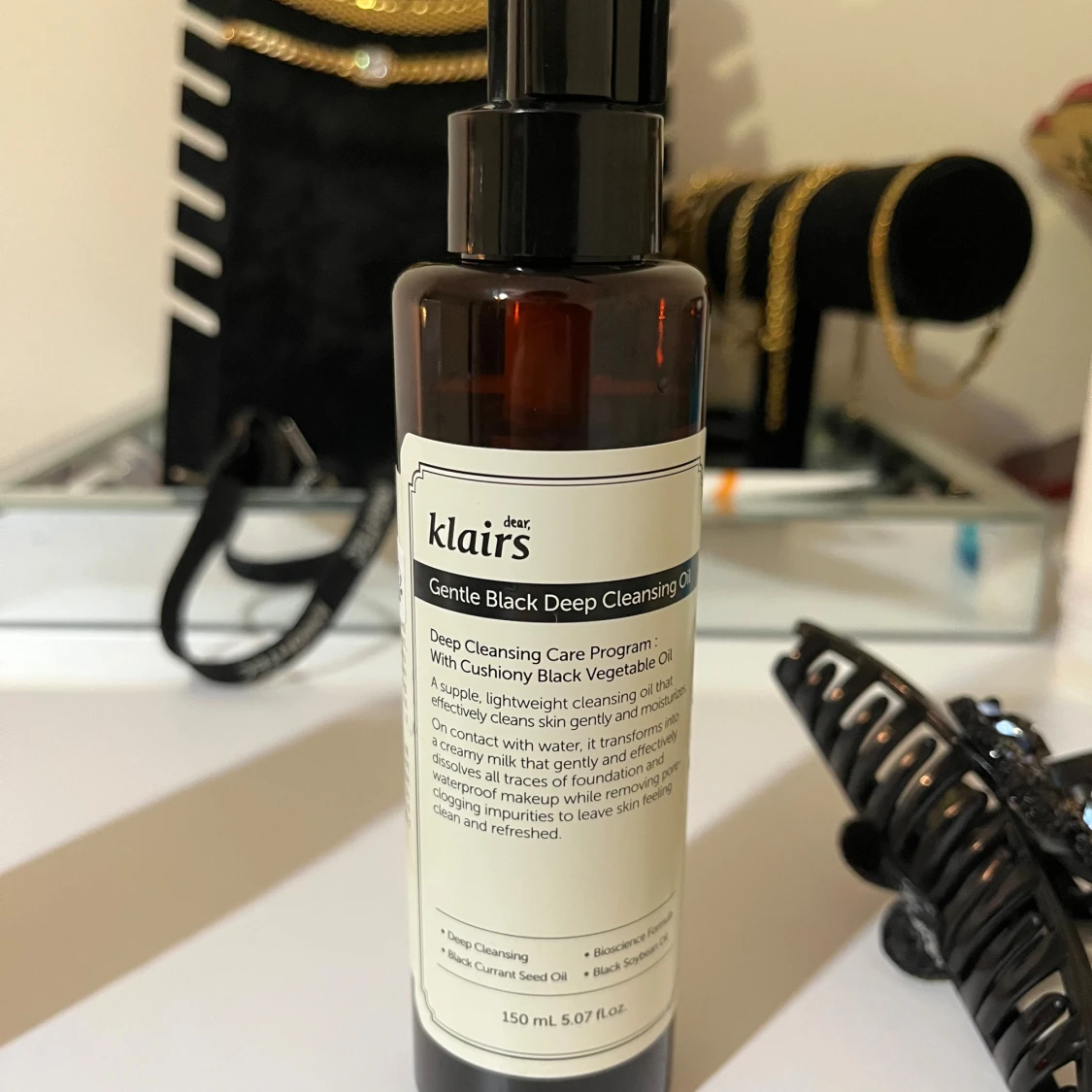Klairs Gentle Black Deep Cleansing Oil - 1