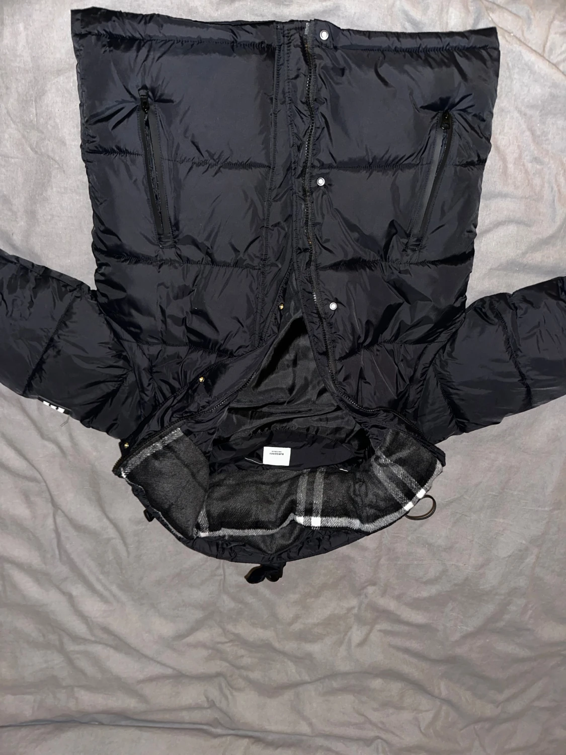 Svart pufferjacka från Burberry - 1