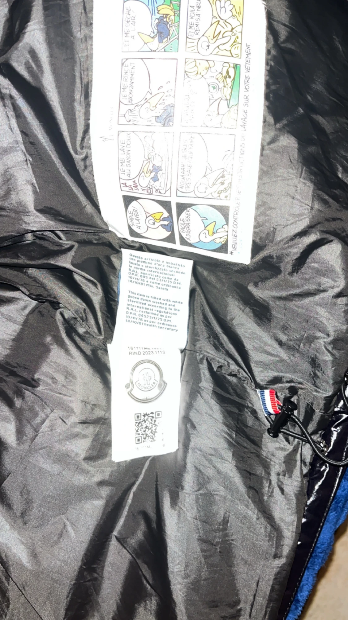 Svart pufferväst från Moncler - 1