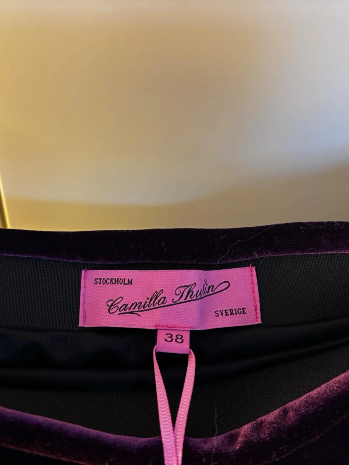 Nya oanvända lila sammetstop och kjol från Camilla Thulin storlek 38 - 6