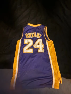 Lakers linne - Storlek s