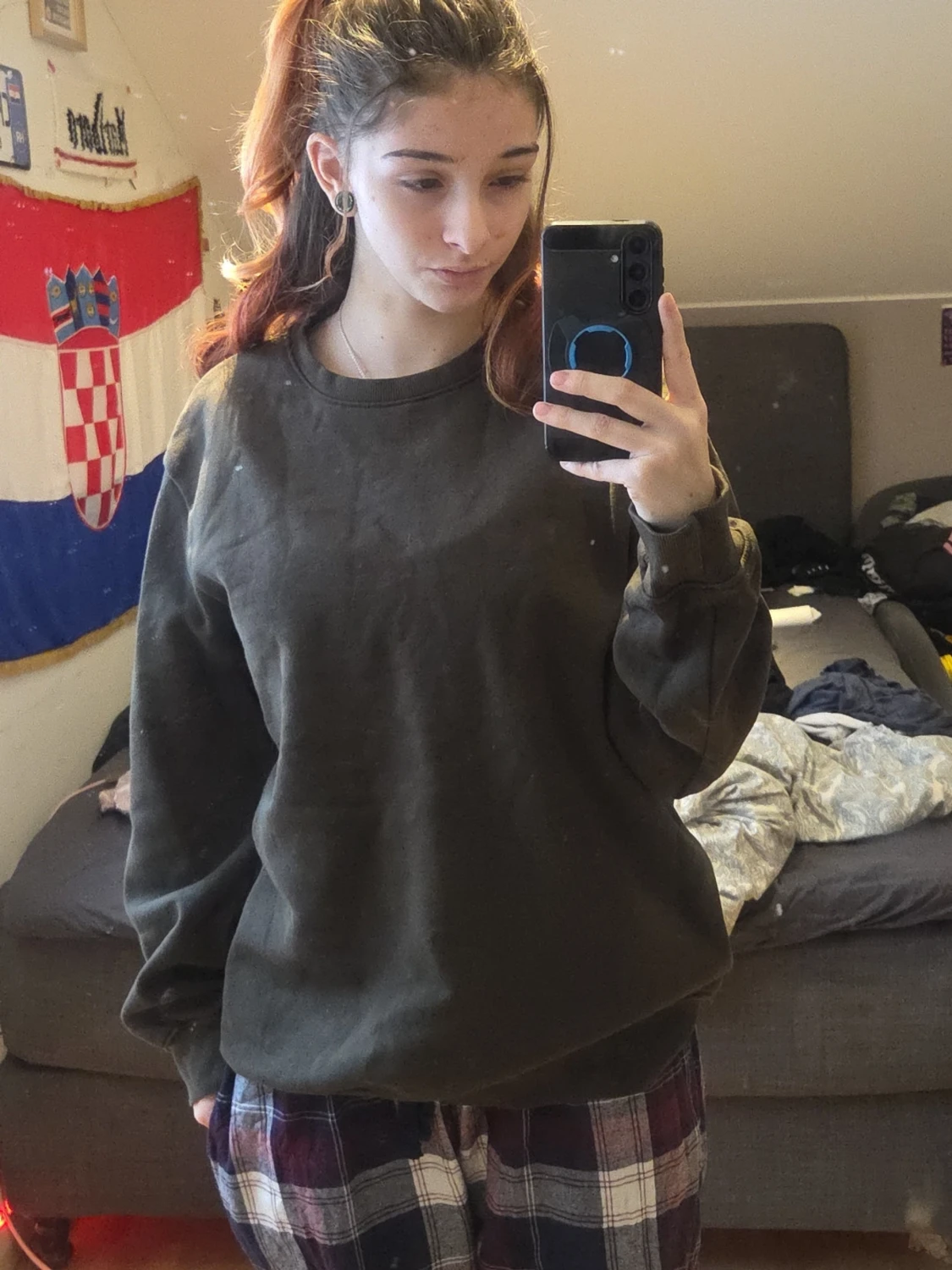 Svart crewneck sweatshirt från H&M - 2