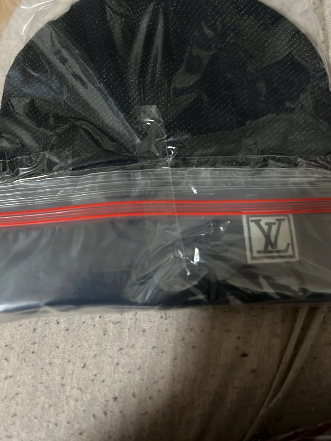 Svart väst från Louis Vuitton - 4