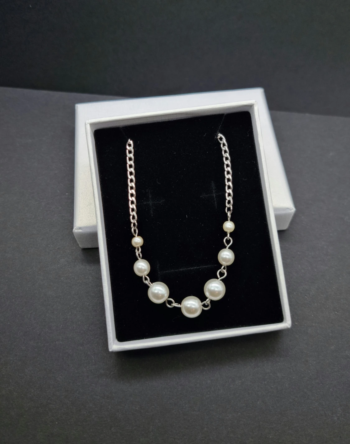 Stilfullt halsband  - 2