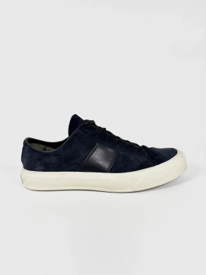 Tom Ford Cambridge skor - | Säljer ett par Tom Ford Cambridge sneakers i riktigt bra använt skick. | Storlek: 43 | Box & dustbag ingår | Hör av dig vid frågor eller funderingar.