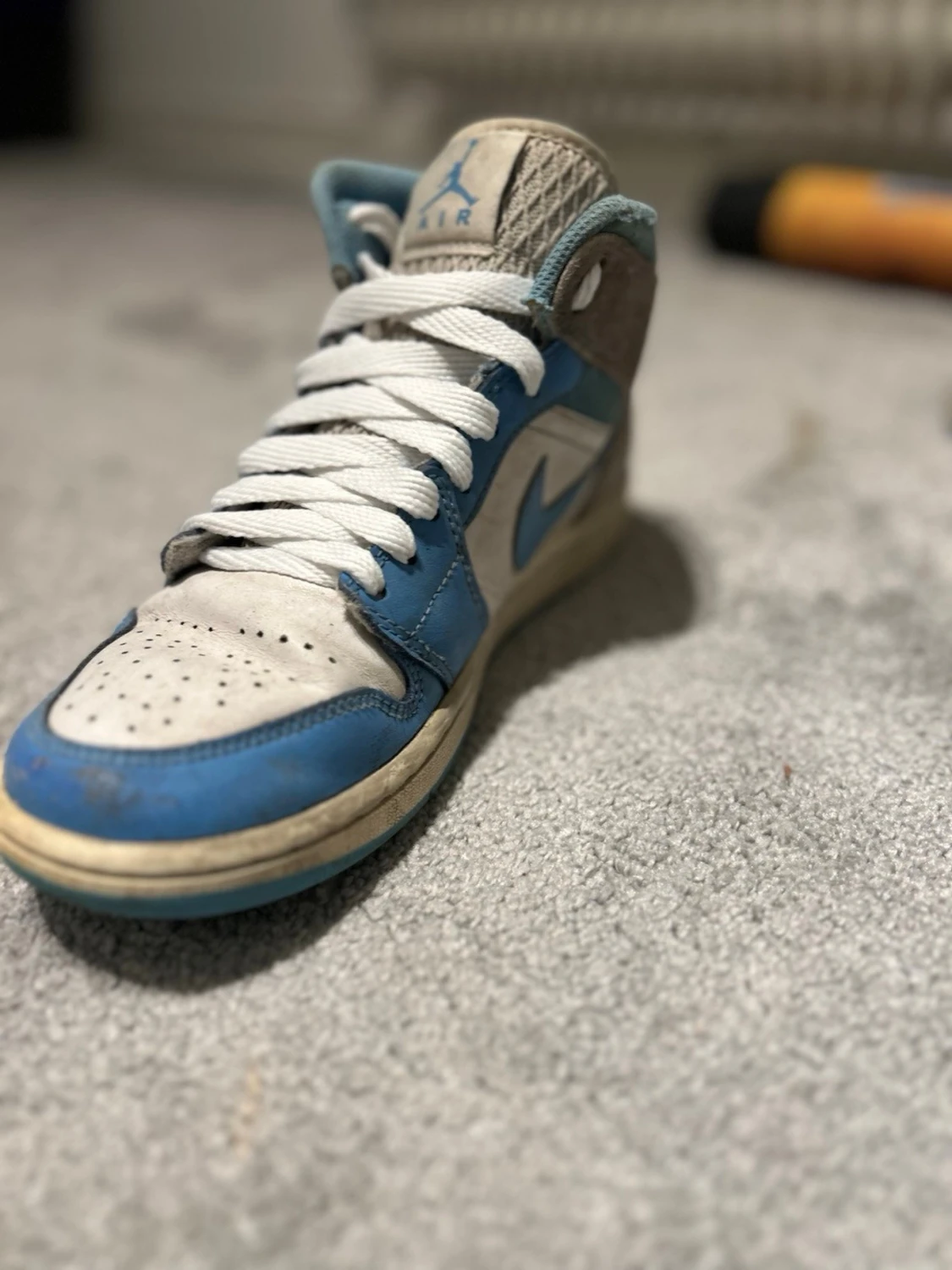 Nike Air Jordan 1 UNC Highs - 1