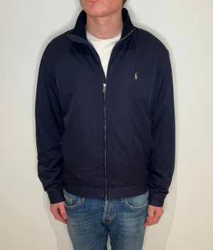 Ralph lauren jacka  - 9,5/10 | L passar M 