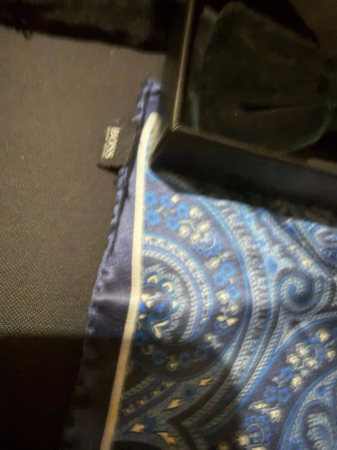 Blå paisleymönstrad väst från BOSS - 1