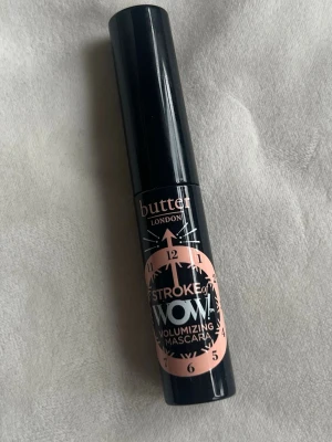 Butter London Volumizing Mascara  - Butter London Volumizing Mascara, stroke at Wow. 