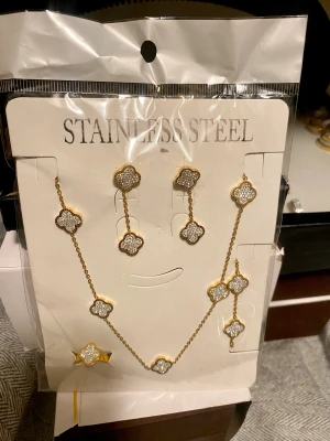 Gold on Diamond Dream Set  - Looking for a truly special gift? This stunning jewelry set : Including earrings, necklace, bracelet, and ring —  perfect for any occasion. Made from durable, allergy-free stainless steel and water-resistant, it’s built to last😍. Ideal for birthdays, Valentine’s Day, proposals, graduations, or just because. Price is very good, it offers luxury and quality without breaking the bank.  Give a memorable, stylish gift that shows how much you care. Your gift will be the best. 