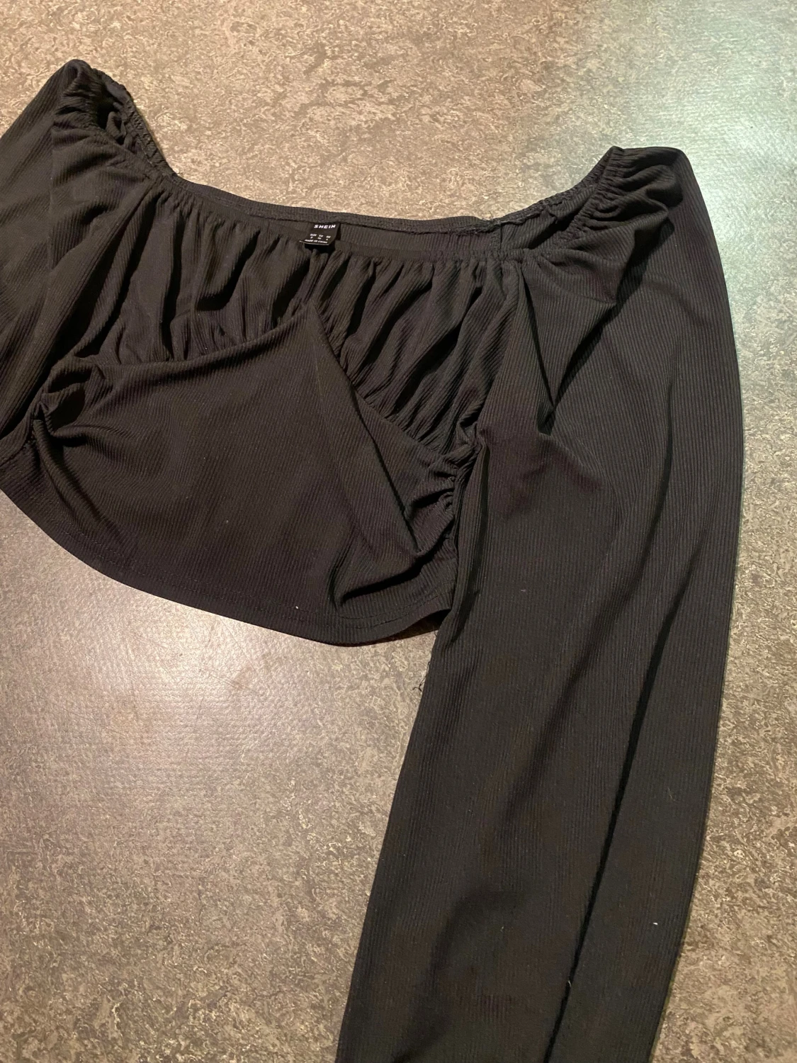 Svart croppad bolerotopp från SHEIN - 1