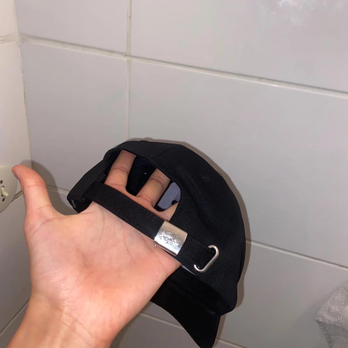 Svart Lacoste keps med krokodillogo - 3