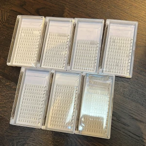 Fransar - Pre made fransar som ger fina och fluffiga volymfransar. Säljer alla för endast 299kr. Lim finns att köpa till!