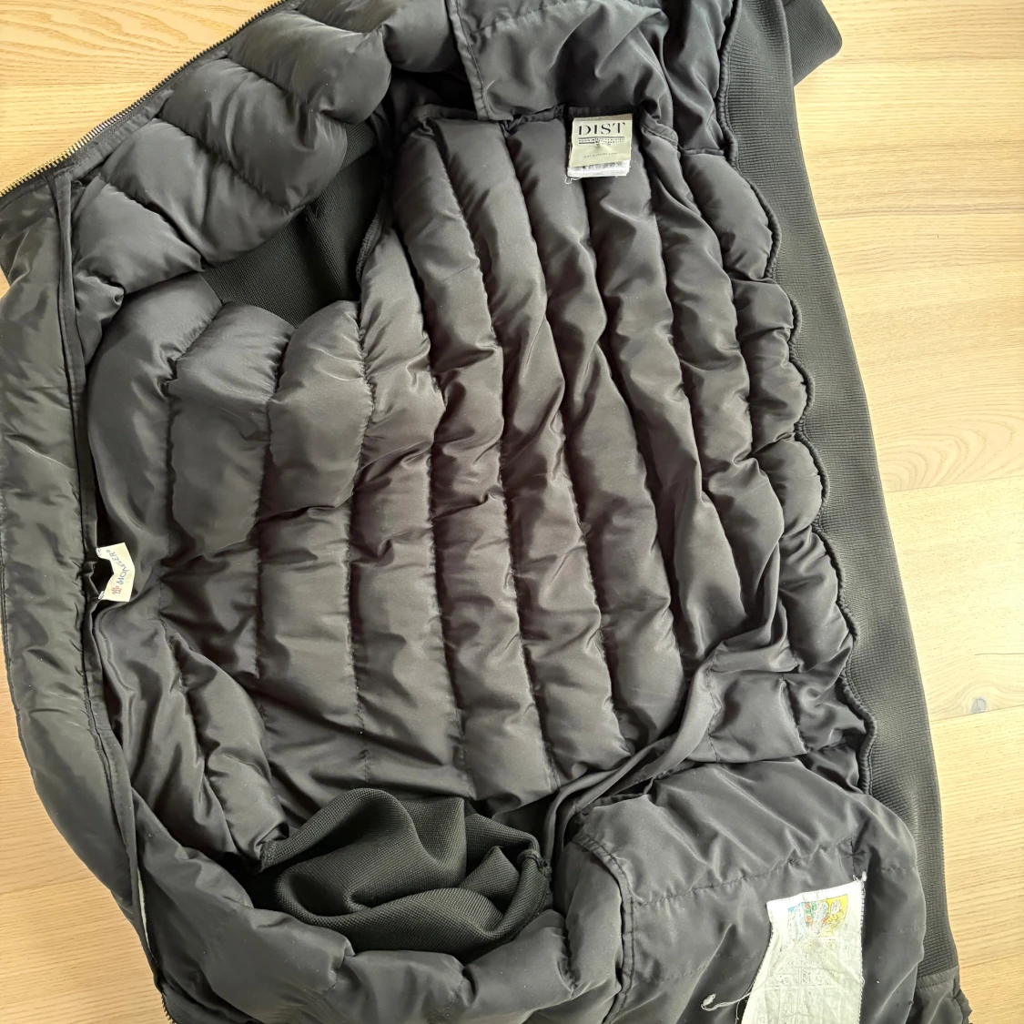 Svart jacka  från Moncler