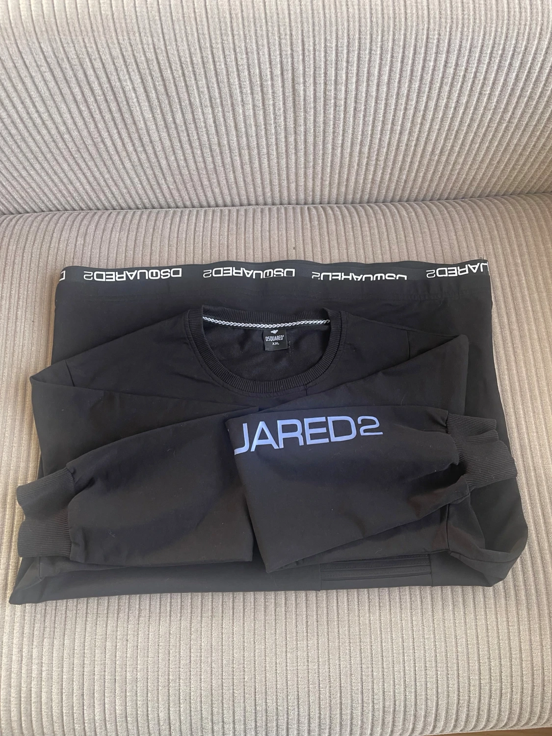 Svart sweatshirt från dsquard2 - 2
