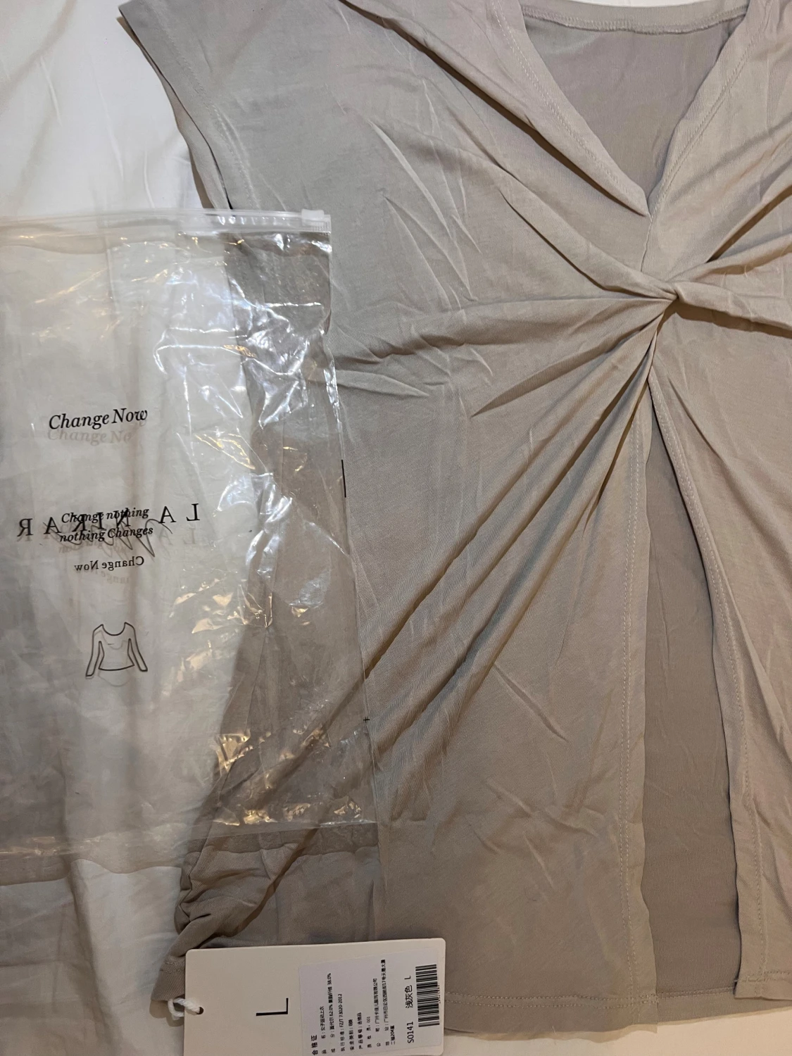 Grå omlott topp med twist fram - 2