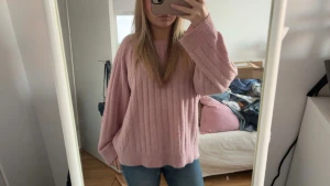 rosa stickad tröja - mysig rosa stickad tröja 💗