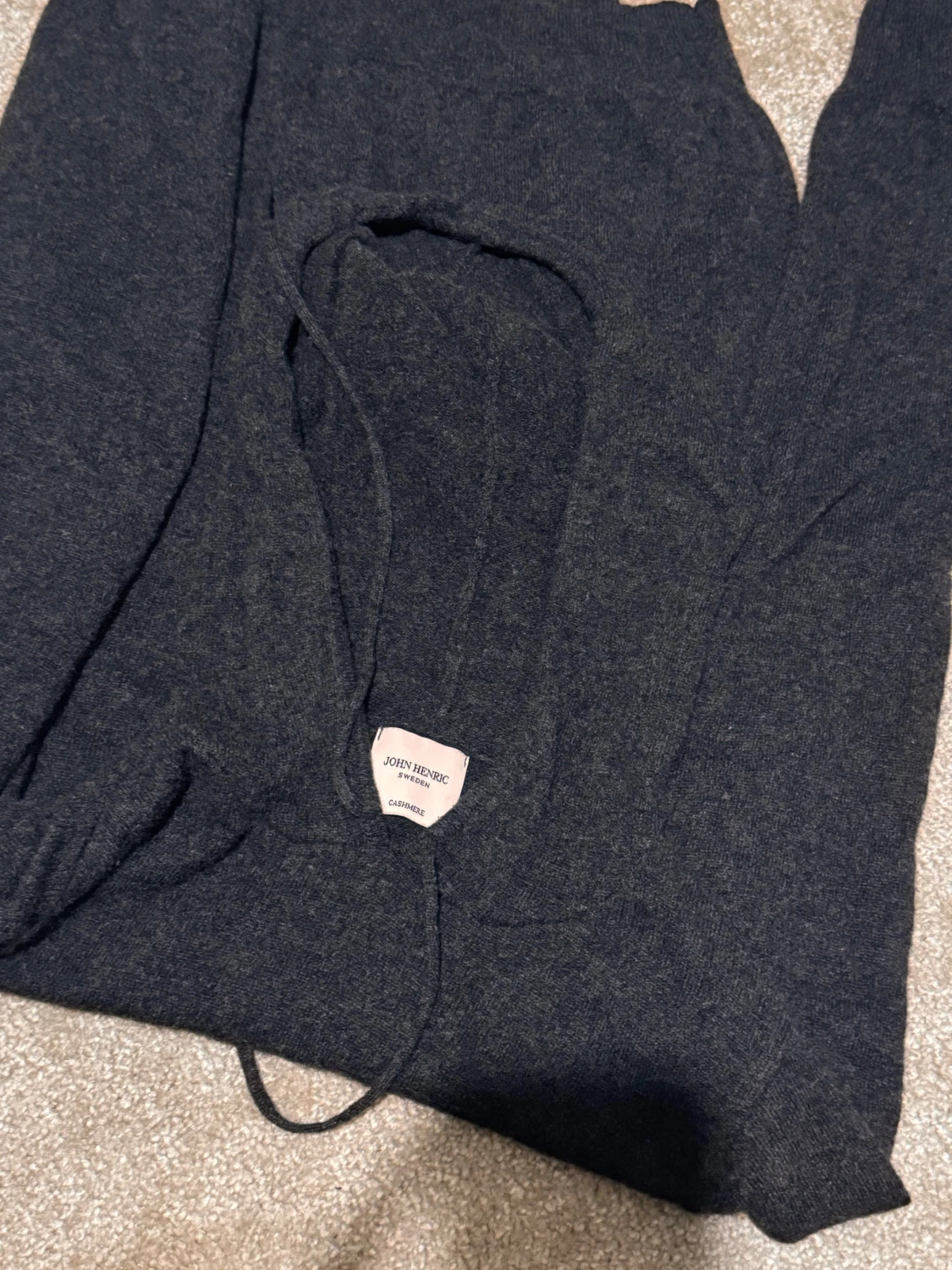  John Henric kasmhir  - 4