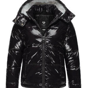 Ragwear vinterjacka - Jättesnygg vinterjacka från ragwear , alldrig använd. Puffig och glossy. Väldigt slutsåld. Säljer pga fel storlek för mig. 