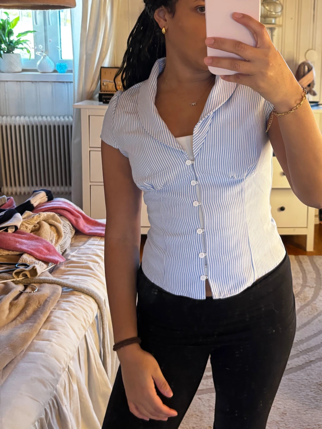 Blårandig kortärmad skjorta med knappar - 2