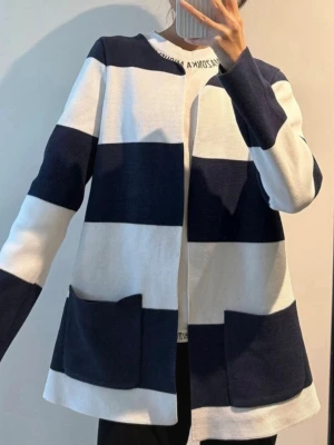 Randig kofta, strl xs - Gina tricot kofta