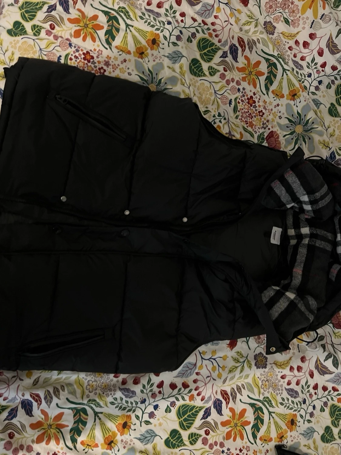 Svart pufferjacka från Burberry - 4