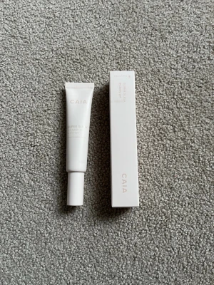 Caia hårprodukt  - Helt ny, nypris 195kr mitt pris 99kr priset går att diskuteras, säljer även fler Caia produkter. 💞