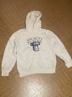 Hoodie - Skön hoodie att använda till vardags