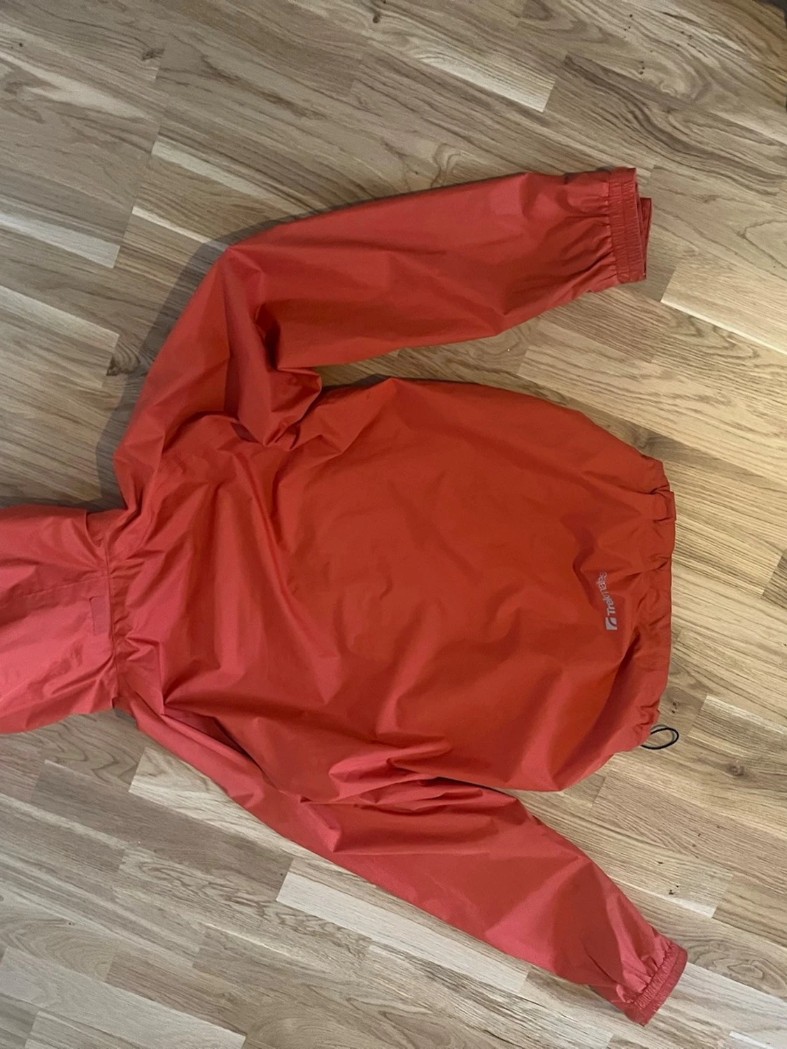 Orange regnjacka - 3