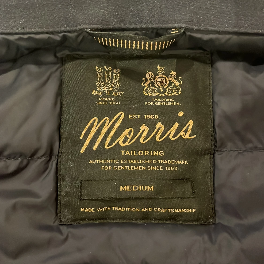 Mörkblå dunväst från Morris - 2