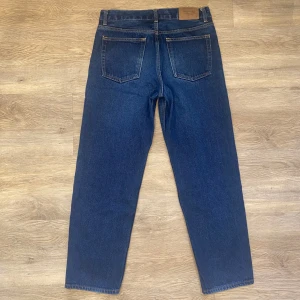 Sweet sktbs jeans - Ett par sweet sktbs jeans i mycket bra skick, som nya! Storlek 29 och sitter löst/straight. Väldigt bra kvalle på dessa